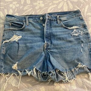 Old Navy Blue jean shorts size 16